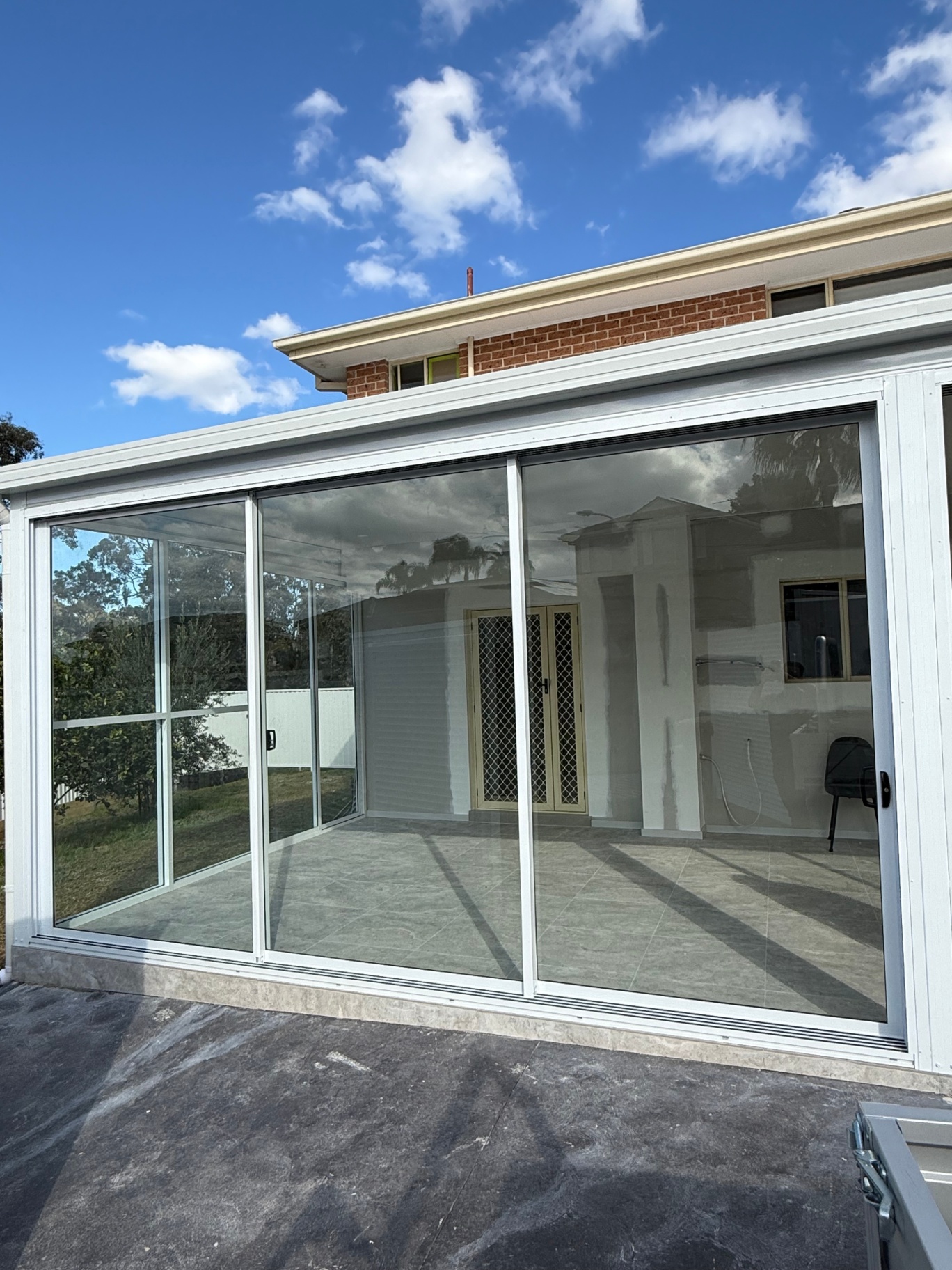 Alfresco enclosure — sliding stackers
